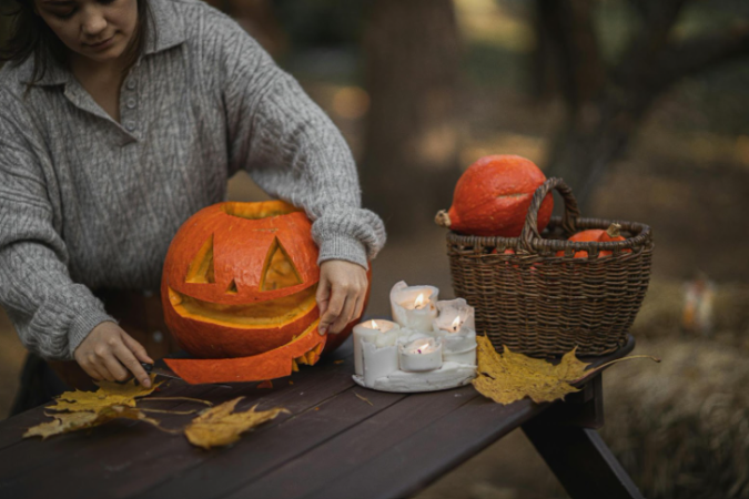 Arranging the Perfect Fall Gathering with Friends